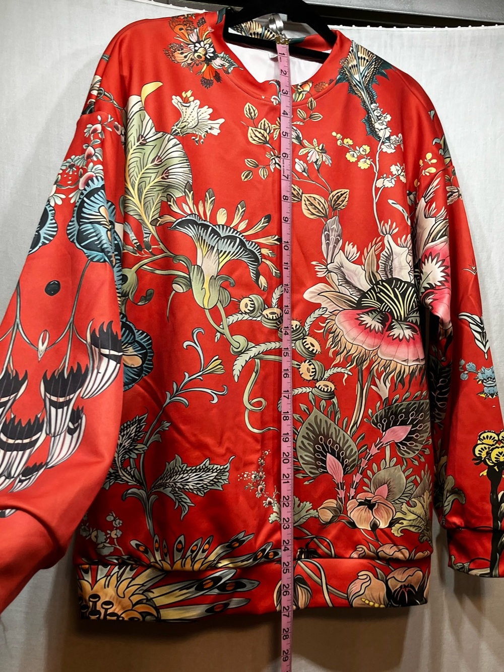 NWOT Womens Red Floral Sweatshirt Large